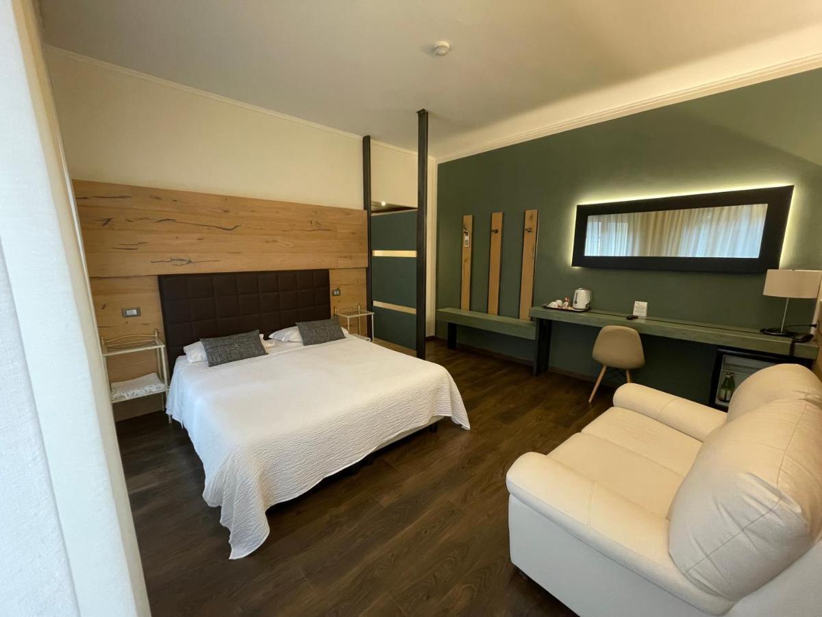 Hotel Italia 3*