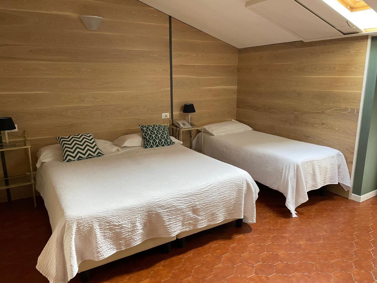 Italia Hotel 3*