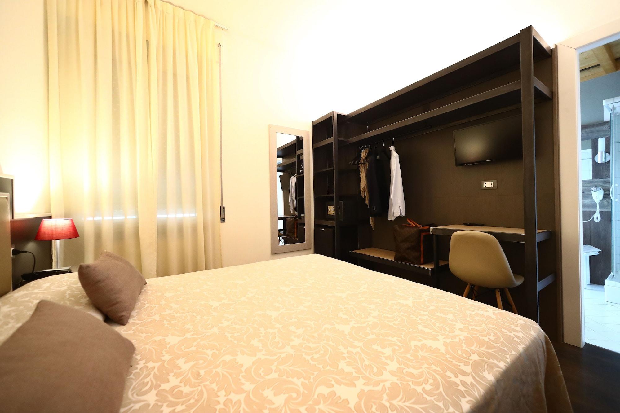 Hotel Italia